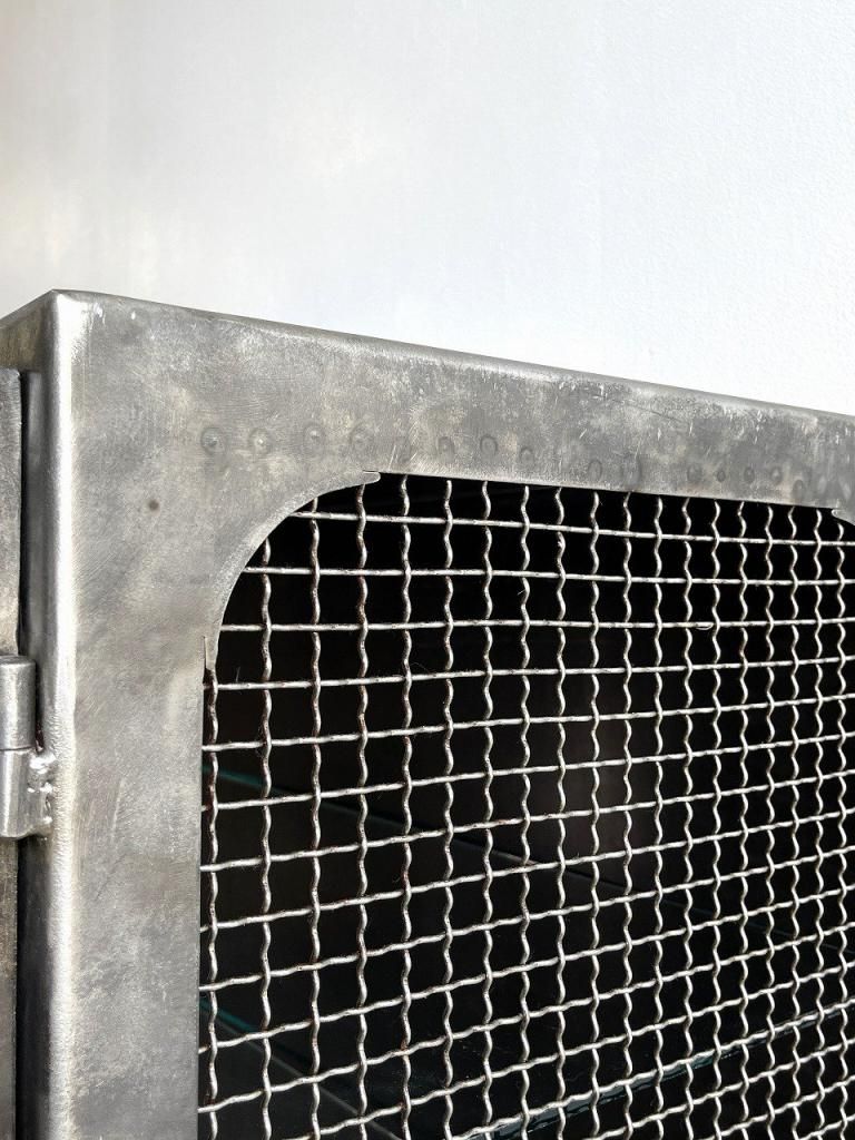 USAキャビネット／vintage／アメリカ／インダストリアル／当時物 ヴィンテージ インダストリアル スチール キャビネット