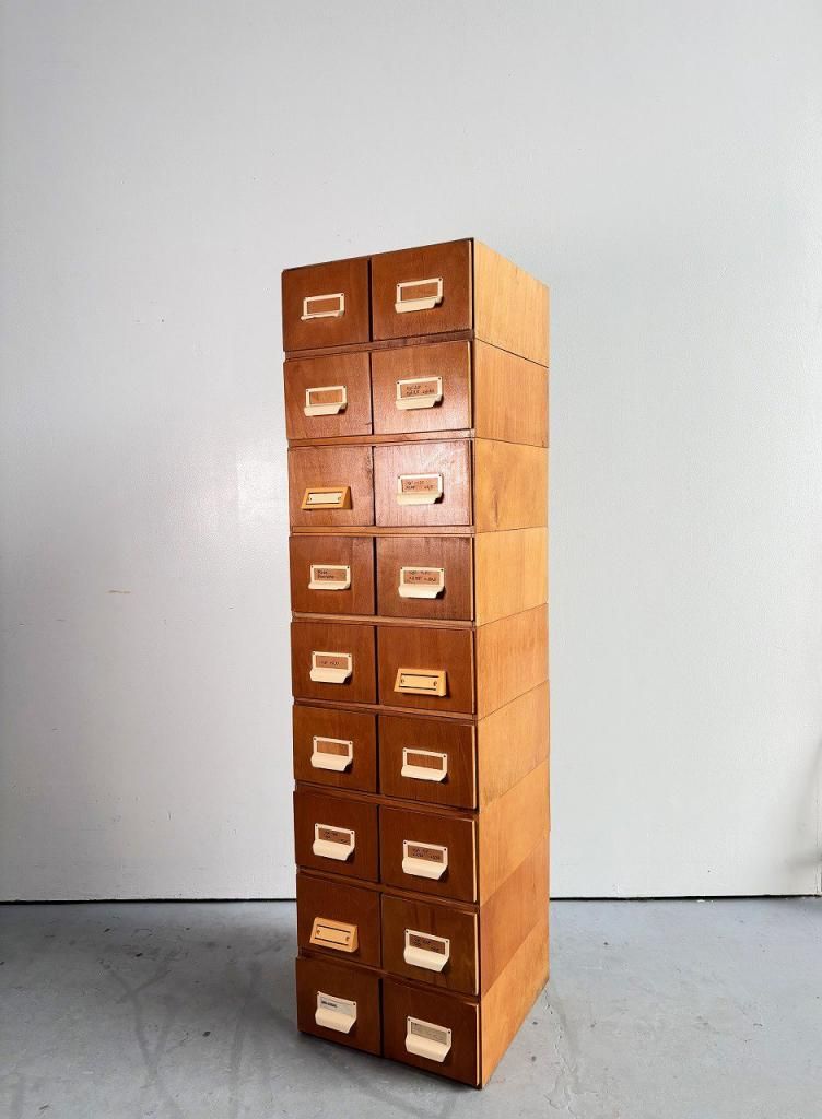 ビンテージ家具　木製キャビネット ヴィンテージ木製キャビネット｜北欧家具アンバーデザイン