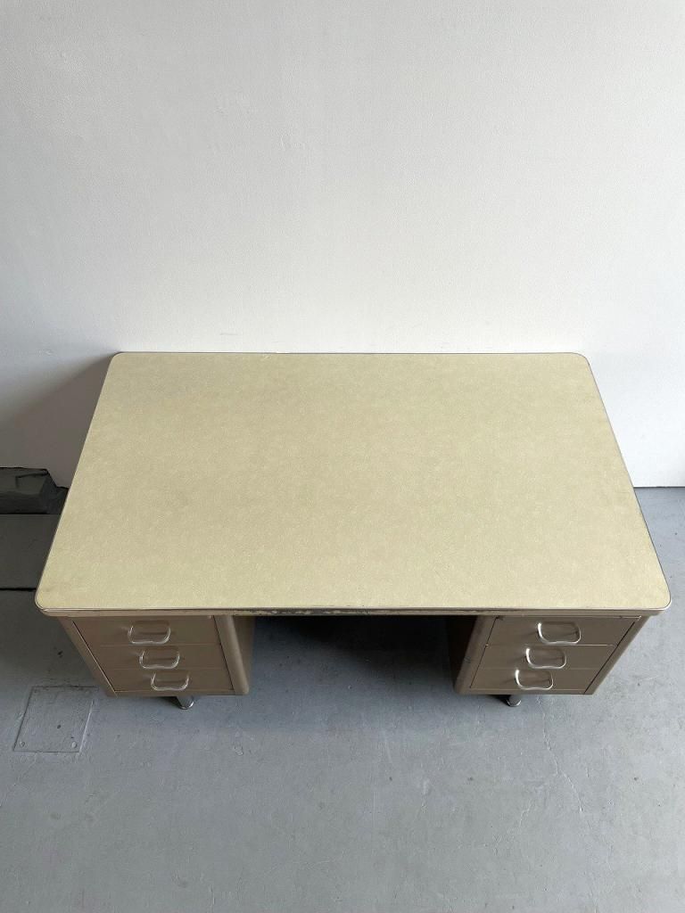 1960-70's Steelcase社製 ヴィンテージ スチール デスク 1960-70's Steelcase社製 ヴィンテージ スチール デスク