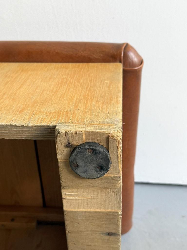 ヴィンテージ レザー ウッド スツール/オットマン - アンティーク