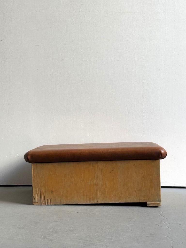 ヴィンテージ レザー ウッド スツール/オットマン - アンティーク