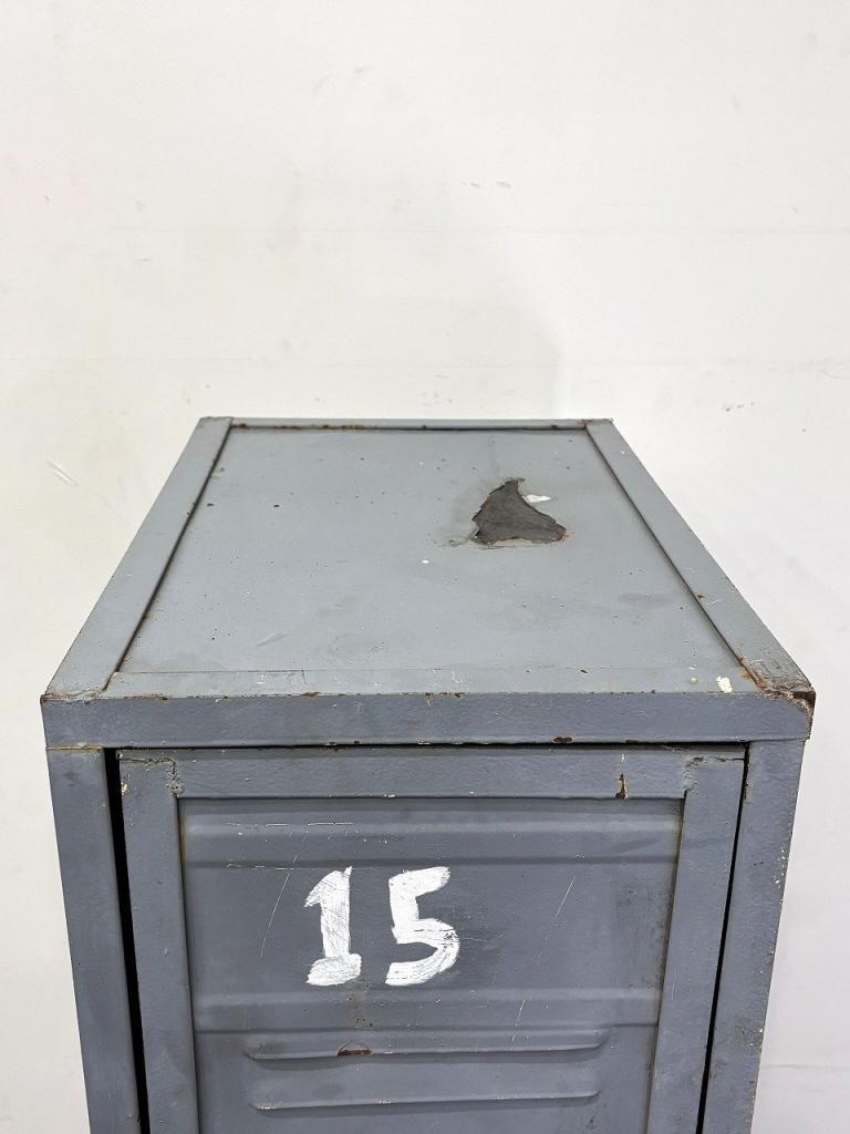 ヴィンテージ インダストリアル スチール ロッカー - アンティーク