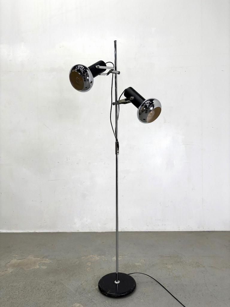 1960-70's ヴィンテージ 2灯 スチールフレーム フロアランプ