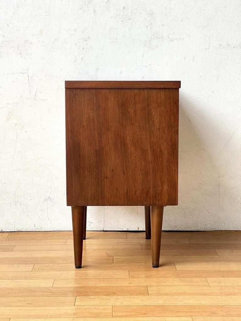 CHARI様　USA、ヴィンテージ，メープルナイトテーブル 1950-60's Ward Furniture社製 ヴィンテージ ウッド ナイト