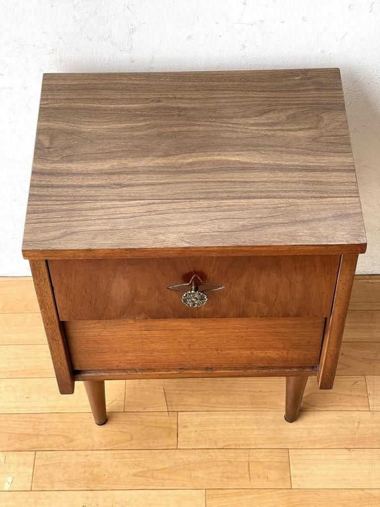1950-60's Ward Furniture社製 ヴィンテージ ウッド ナイト