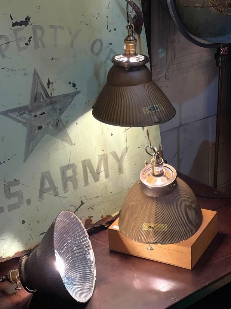 インダストリアル - アンティーク、ビンテージな家具や店舗什器の通販