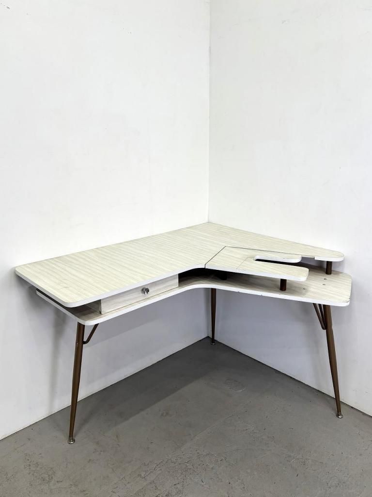 1950's ヴィンテージ ミッドセンチュリー コーナー ソーイング