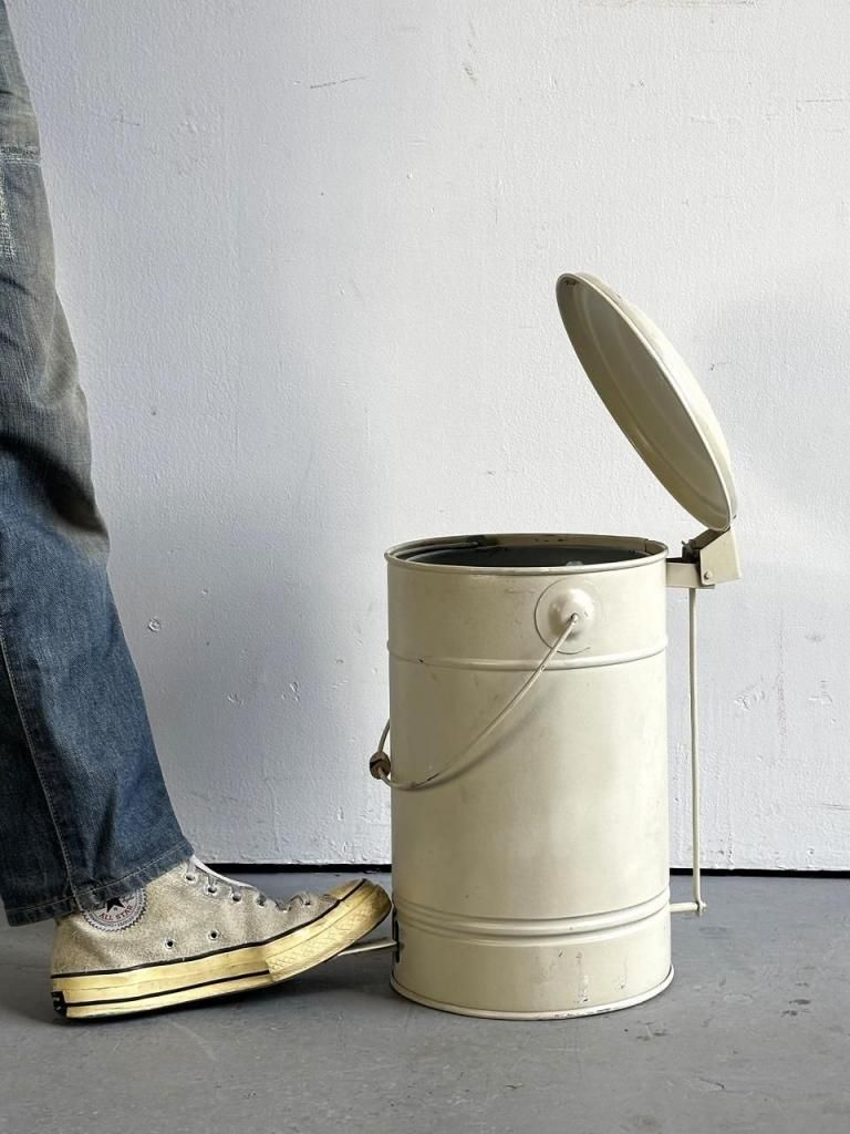 マスト社 ギリシャ製 ダストボックス ゴミ箱 ビンテージ 廃盤 デッドストック マスト社 ギリシャ製 ダストボックス ゴミ箱 ビンテージ 廃盤