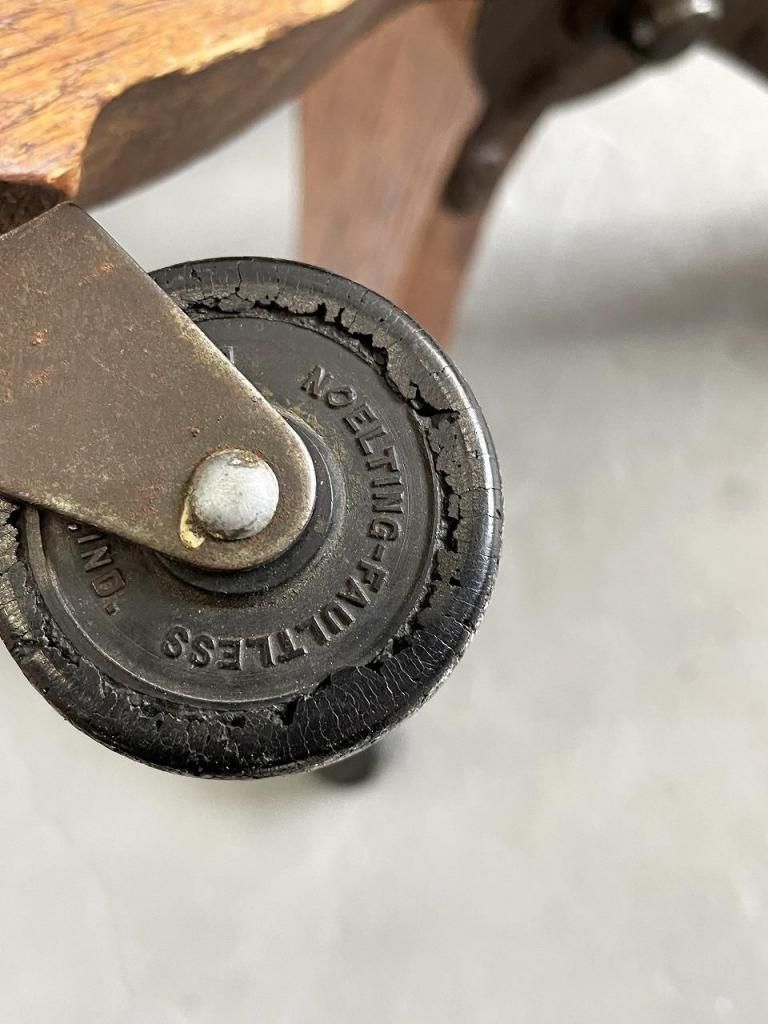 【30-40's】The Seng Chicago｜ヴィンテージ デスクチェア 30-40's】The Seng Chicago｜ヴィンテージ デスクチェア 30-40´s】The