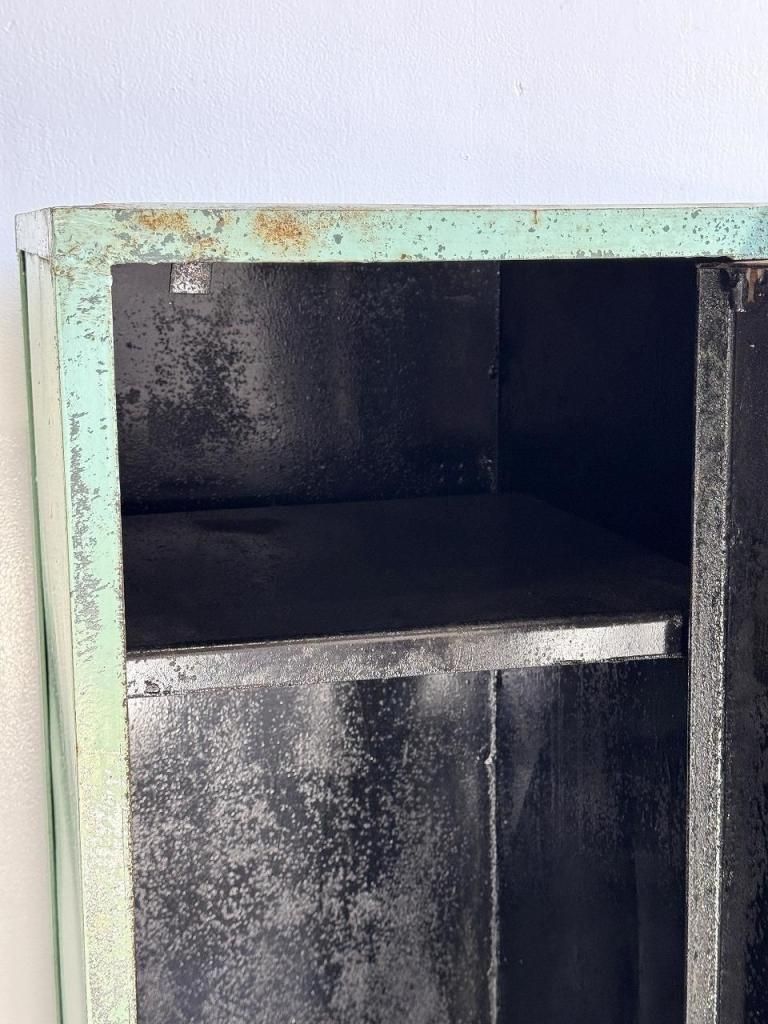 ヴィンテージ インダストリアル スチールロッカー - アンティーク