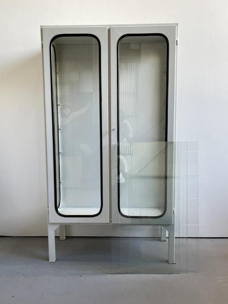 ヴィンテージ　キャビネット　ショーケース ヴィンテージ メディカルキャビネット/ショーケース - アンティーク