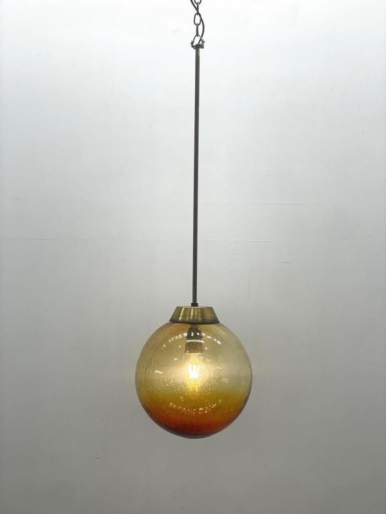 ビンテージ品 ◾️日立 アンバーガラス 天井照明 ペンダントライト ボールランプ 天井照明 - アンティーク、ビンテージ、インダストリアル