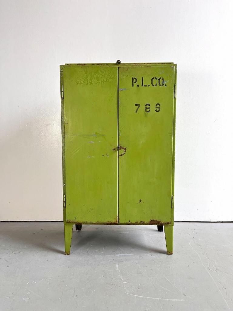 スチ－ルキャビネット　インダストリアル　ヴィンテージライク　金庫　緑　グリーン スチ－ルキャビネット インダストリアル ヴィンテージライク