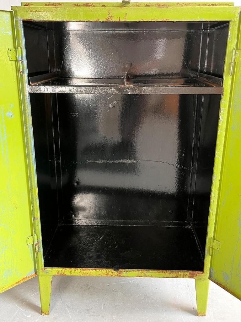 ヴィンテージ インダストリアル スチール キャビネット
