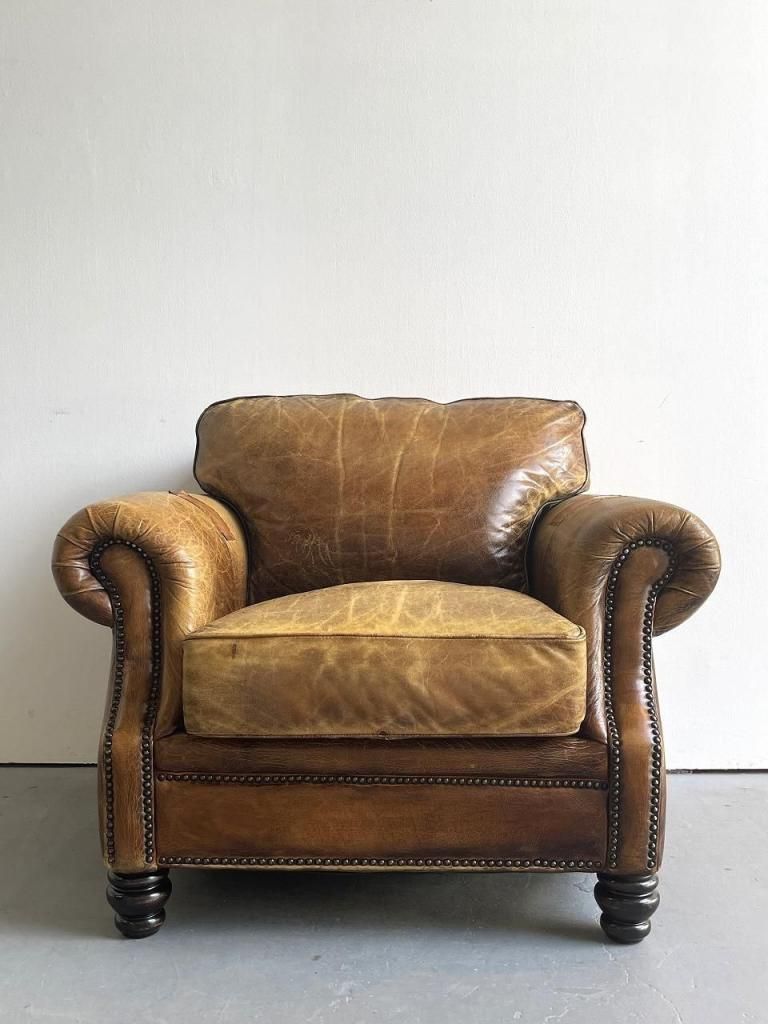 Robinson & Robinson社製 レザー シングルソファ - アンティーク