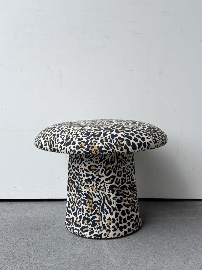 ヴィンテージ　レオパードスツール ヴィンテージ レオパード ファブリック マッシュルーム