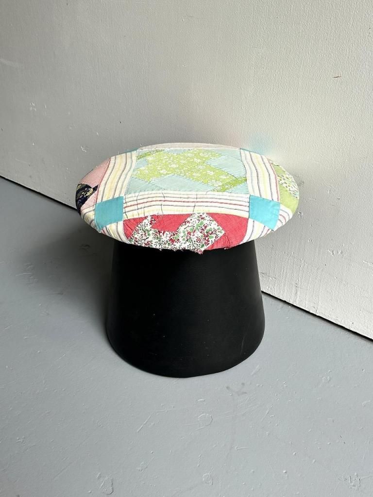 アンティーク マッシュルーム　ポッテリー アンティークキルト ヴィンテージ マッシュルーム オットマン