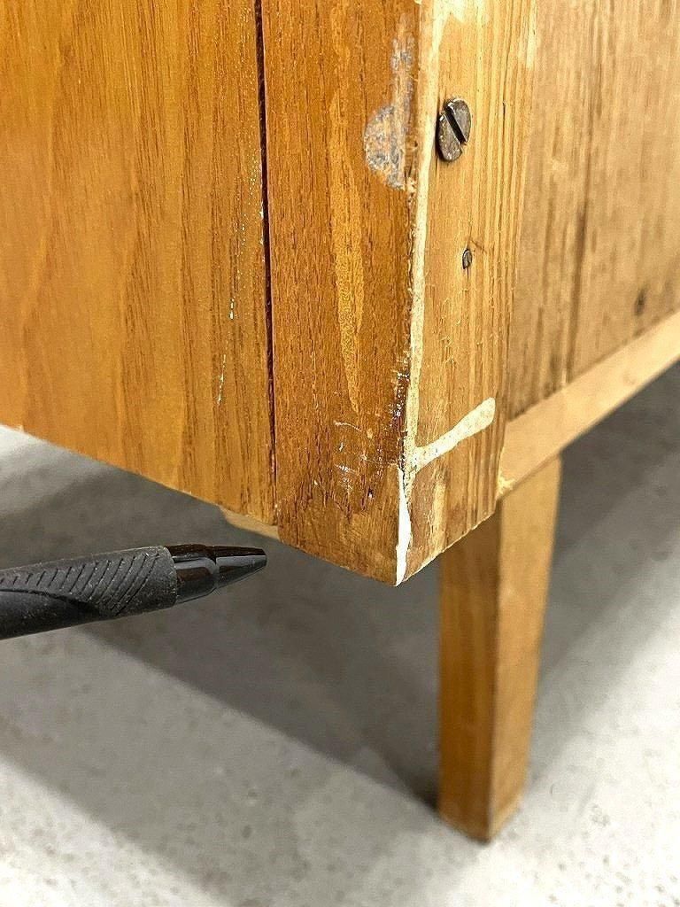 ヴィンテージ ウッド カップボード　キャビネット　アンティーク　サイドボード ヴィンテージ ウッド カップボードキャビネットアンティーク