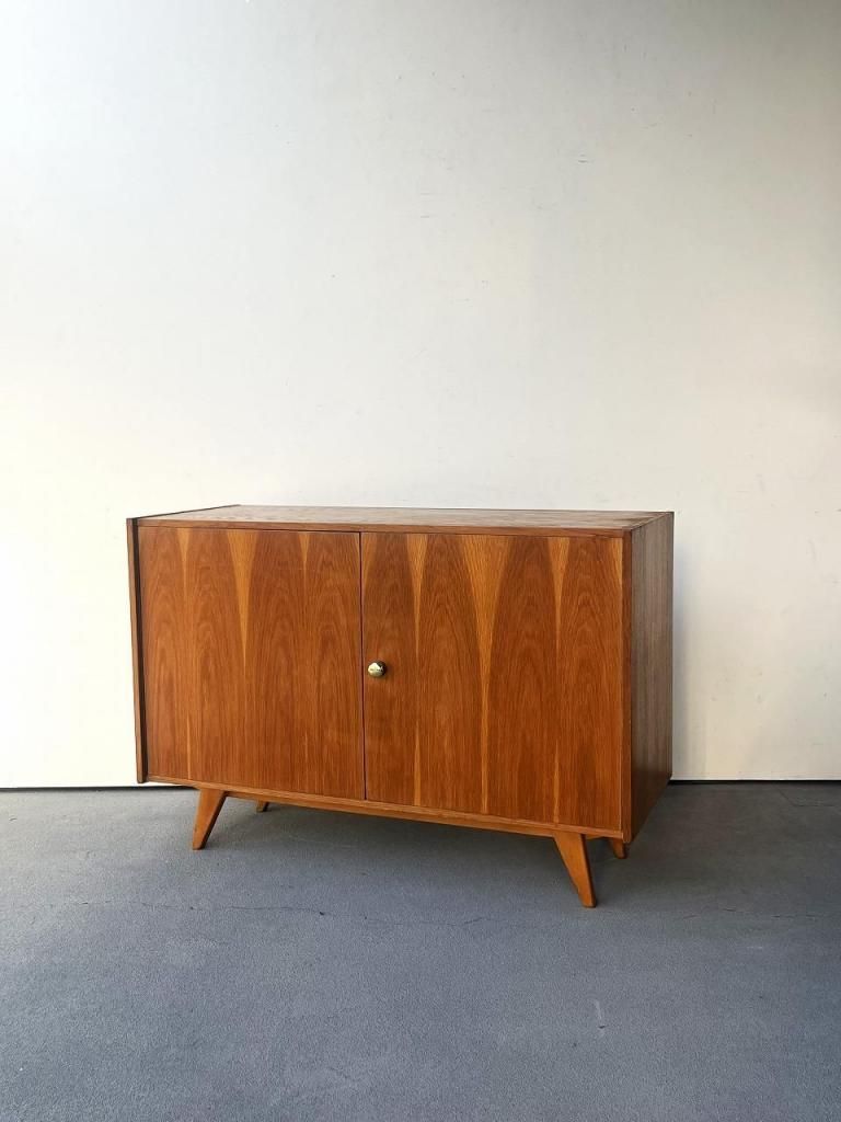 サイドボード/ドレッサー/チェスト - アンティーク、ビンテージ