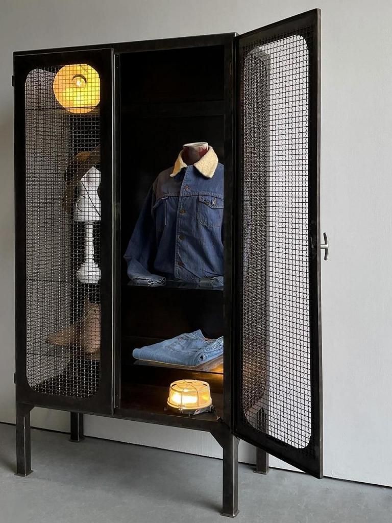 1930-40's ヴィンテージ インダストリアル キャビネット/ショー