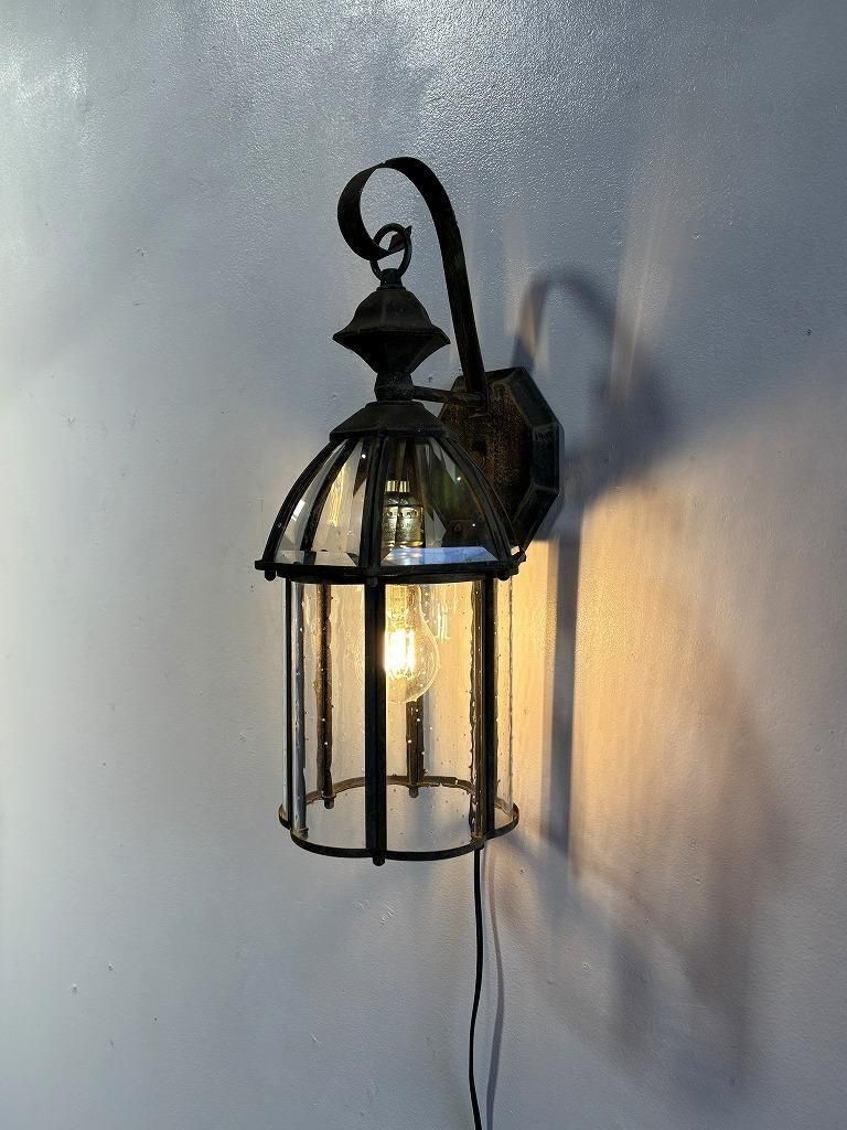 ヴィンテージ アイアンフレーム ブラケットランプ
