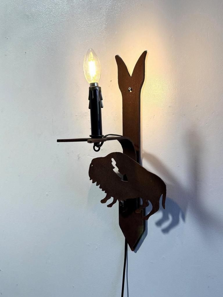 ヴィンテージ バイソンモチーフ アイアン ブラケットランプ