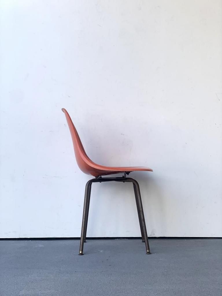 1950-60's ヴィンテージ グラスファイバー サイドシェルチェア