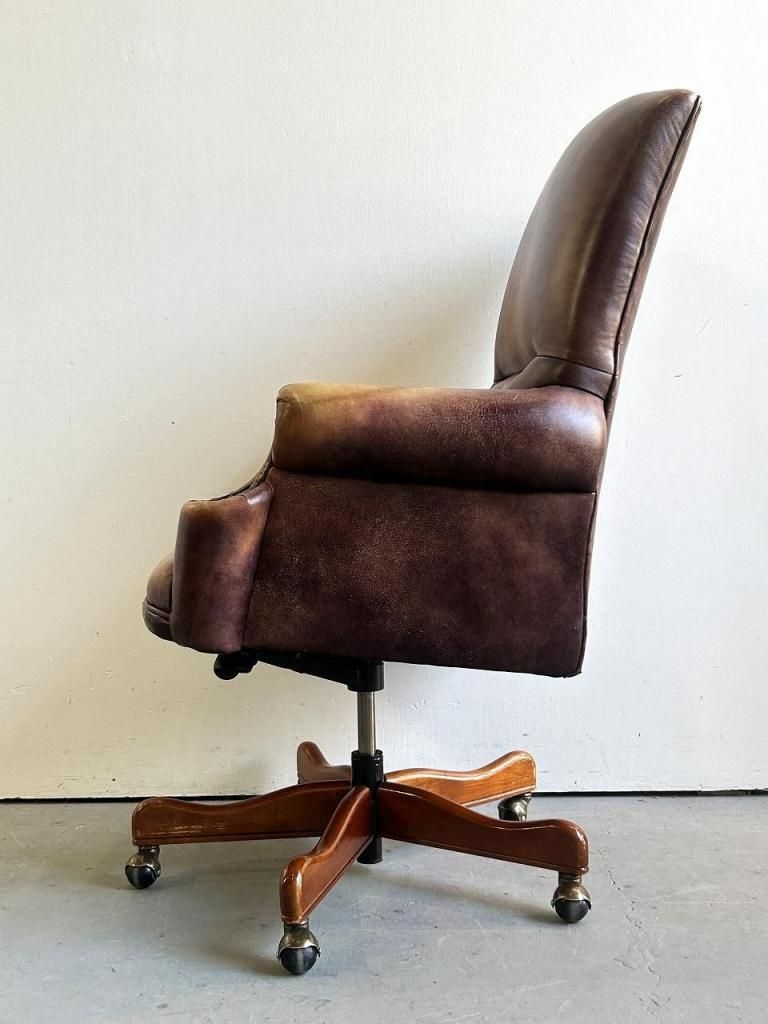 Bradington-Young社製 ビニールレザー エグゼクティブチェア