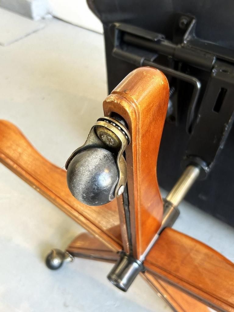 Bradington-Young社製 ビニールレザー エグゼクティブチェア