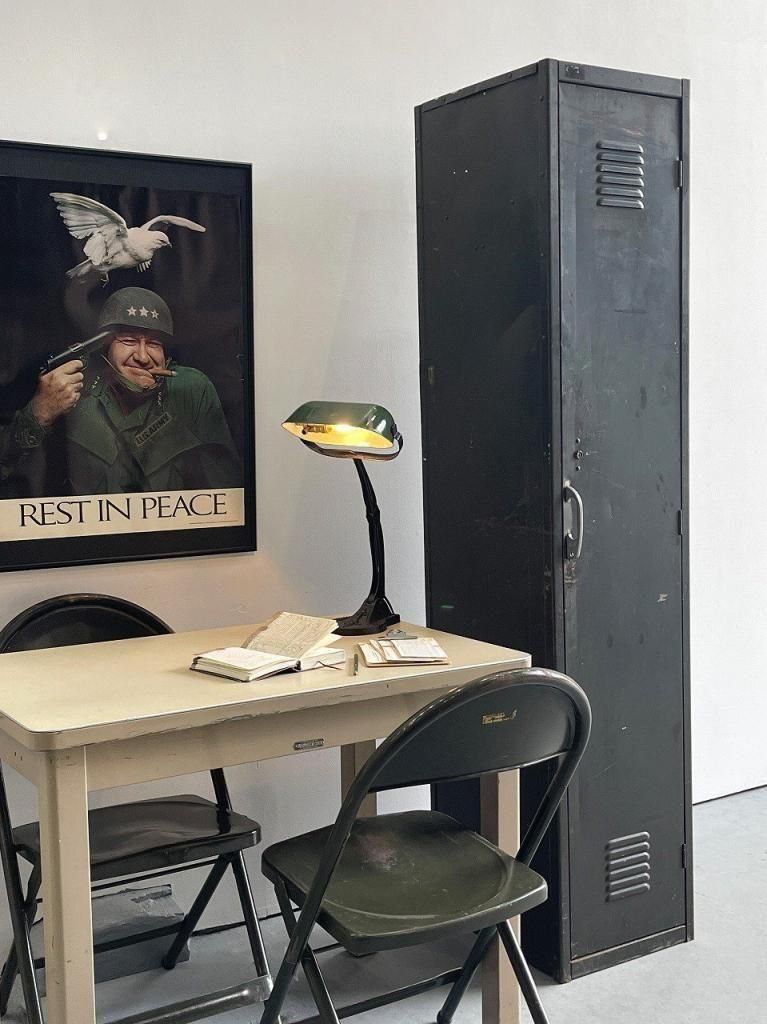 インダストリアル・スチール家具/ロッカー/キャビネット/什器