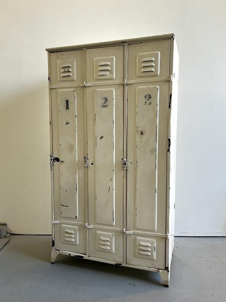インダストリアル・スチール家具/ロッカー/キャビネット/什器