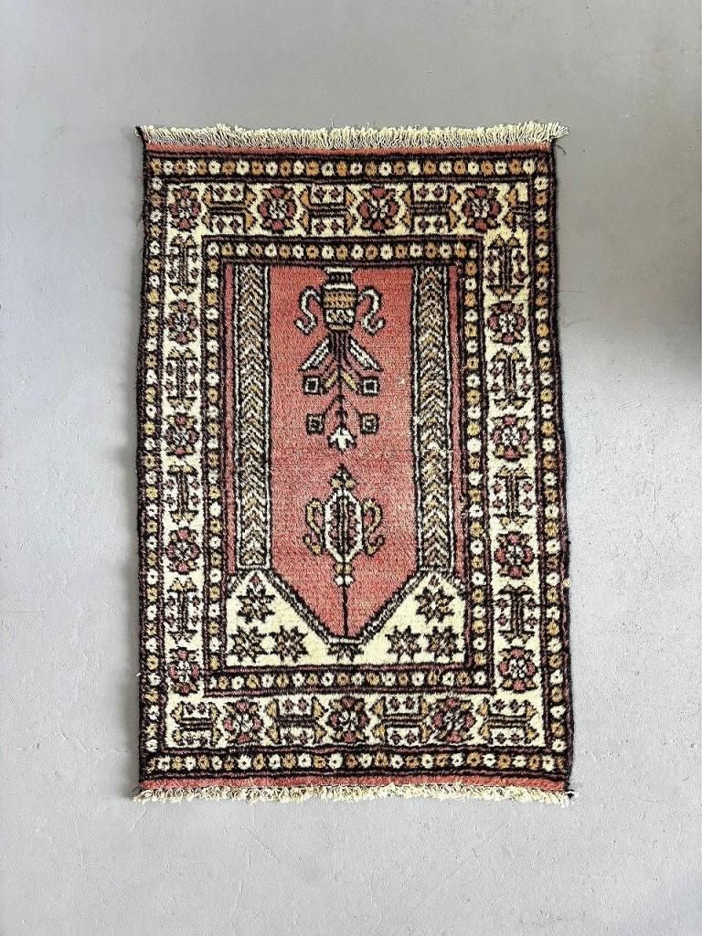 ヴィンテージ ハンドメイド ラグ(940mm×600mm) - アンティーク