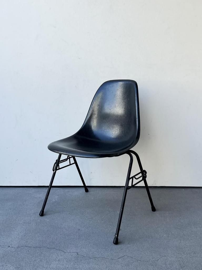 1960-70's Herman Miller イームズ スタッキングベース サイドシェル