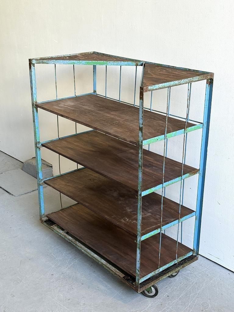 インダストリアル・スチール家具/ロッカー/キャビネット/什器