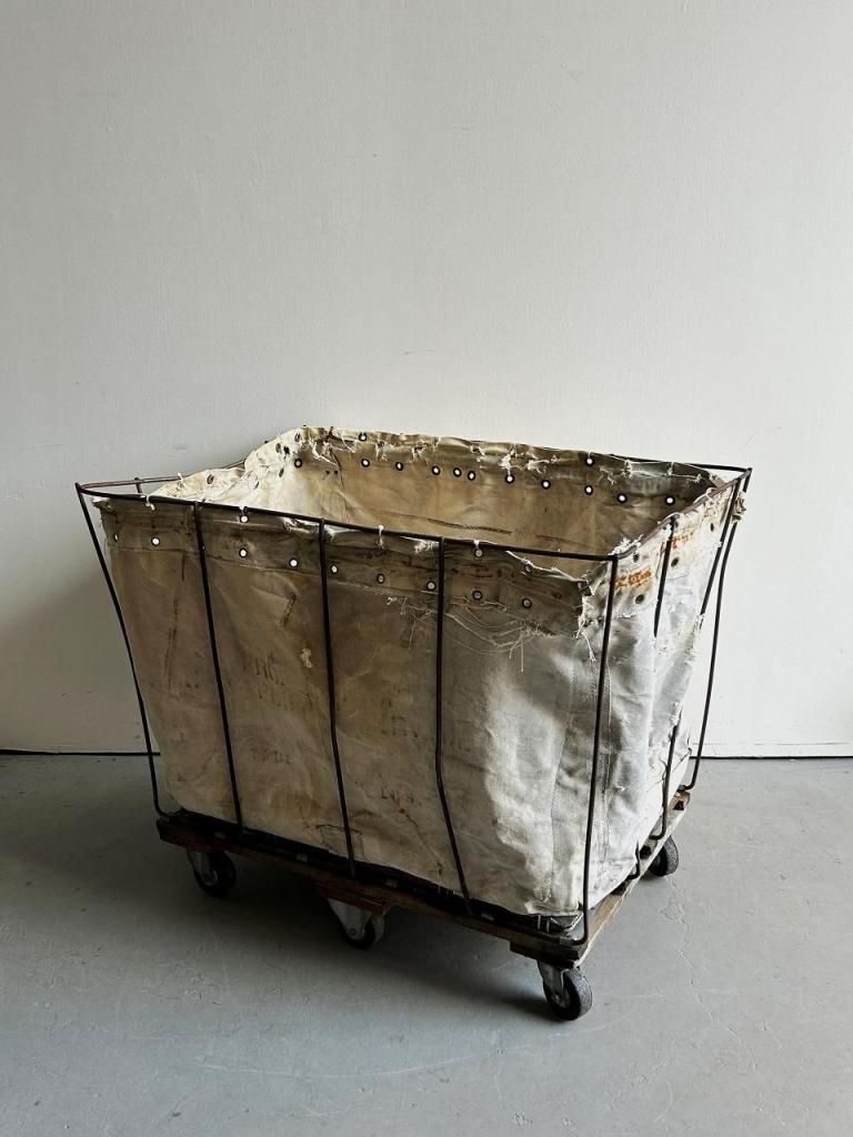 C.R.Daniels DANDUX ơ Х
