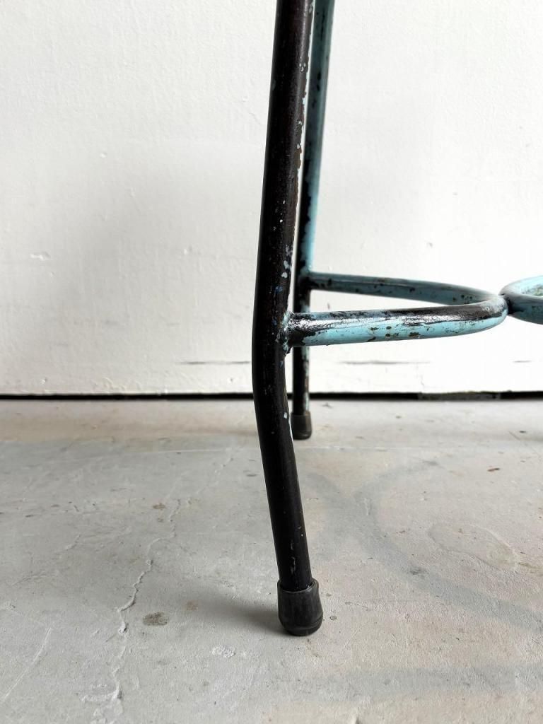 インダストリアル、ヴィンテージ・スチールスツール、オールド、レトロ、椅子、多目的 ヴィンテージ インダストリアル スツール (複数在庫有り