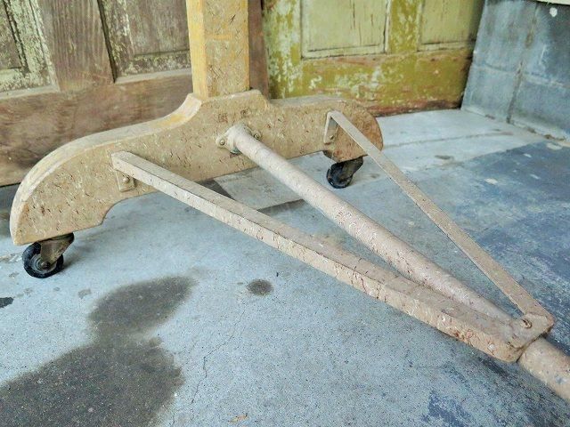 ヴィンテージ黒板 Yahoo!オークション - 古いチョーク置付黒板 黒板消し付きP15