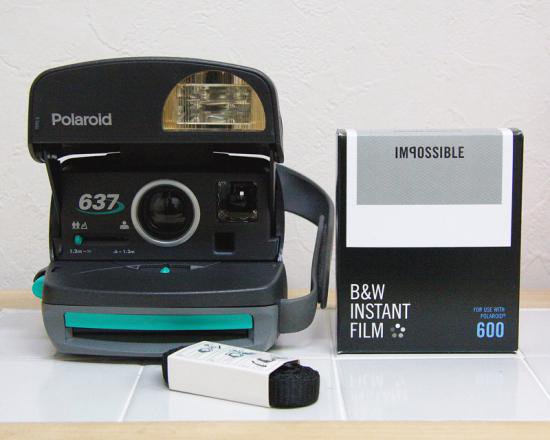 Polaroid 637 / IMPOSSIBLE B&W FILM FOR 600 付 - フォトスタジオ