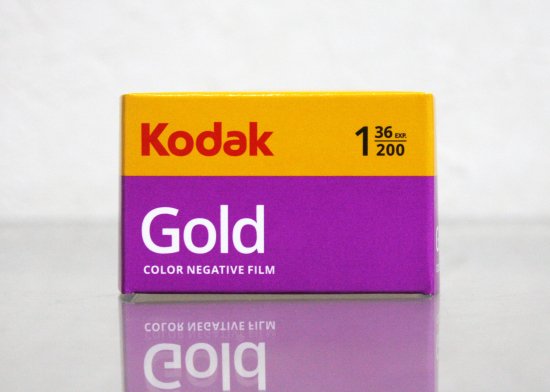 Kodak Gold 200 135-36枚撮り（ニューパッケージ） - フォトスタジオ