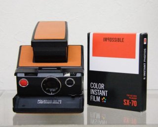 <img class='new_mark_img1' src='https://img.shop-pro.jp/img/new/icons47.gif' style='border:none;display:inline;margin:0px;padding:0px;width:auto;' />ʡPOLAROID SX-70 LAND CAMERA MODEL 2 / IMPOSSIBLE Color Film for SX-70