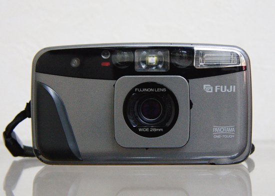 FUJI CARDIA mini EVERY DAY OP / FUJINON LENS WIDE 28mm - フォトスタジオ ヨシオカ 写真屋