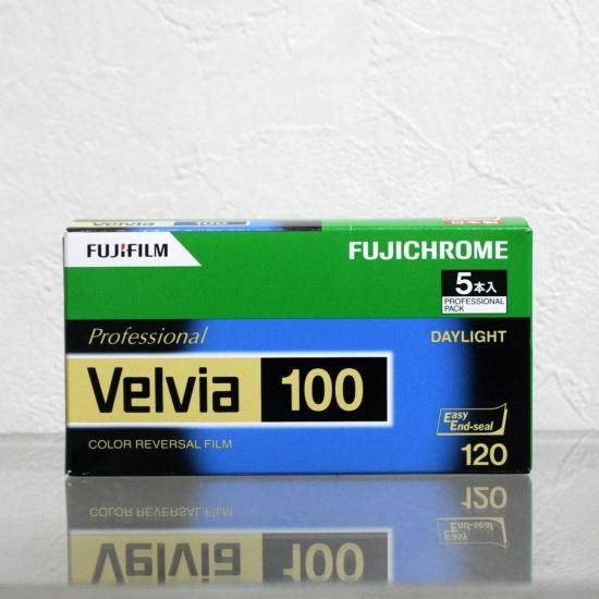 フジクローム Velvia100 120 サイズ（1本より販売いたします）お