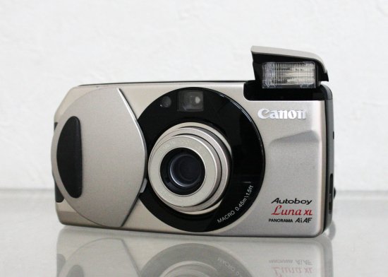 Canon Autoboy Luna XL PANORAMA Ai AF / CANON ZOOM LENS 28