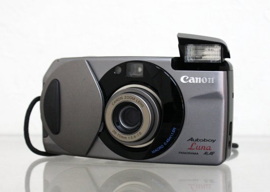 Canon Autoboy Luna XL PANORAMA Ai AF / CANON ZOOM LENS 28-70mm f5 