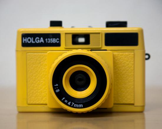 HOLGA 135BC YELLOW 【トイカメラ ホルガ】 - フォトスタジオ ヨシオカ