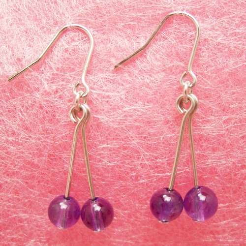 良質天然石★ピアス★アメジスト　4mm丸玉　さくらんぼ形【チタンフック】Amethyst　Pierced earring -  天然石アクセサリーショップ　akt8