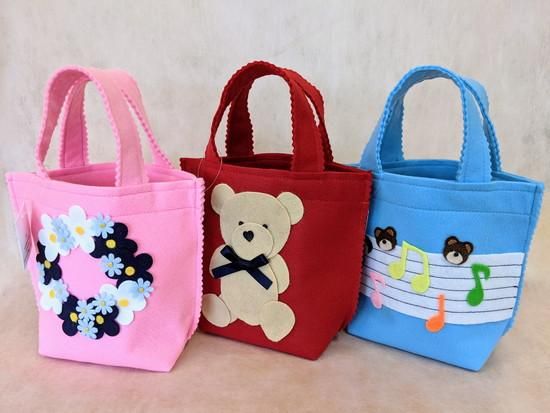 フェルトバッグ くま - ＋NUKUMORI 兵庫の手づくり雑貨&スイーツ