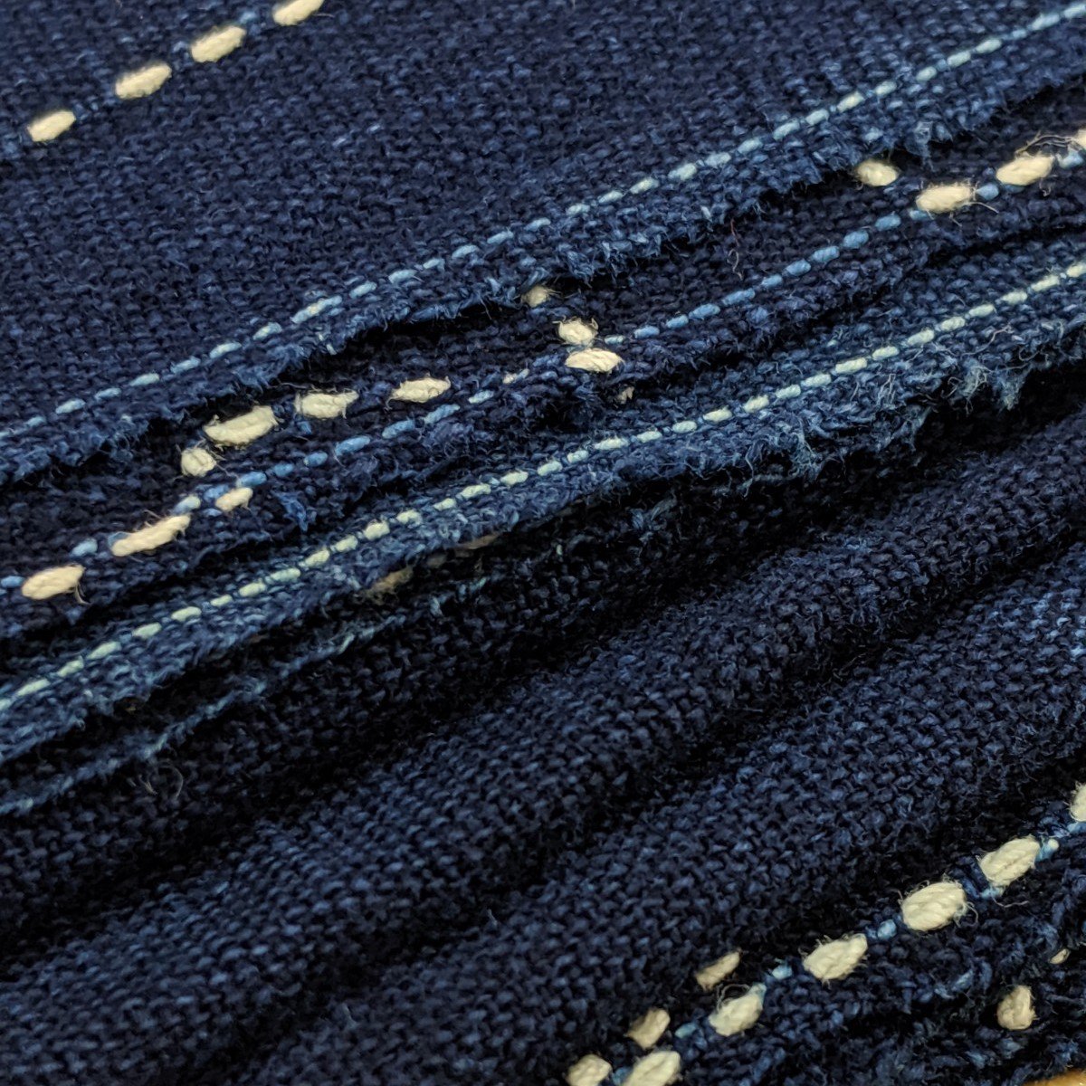色味抜群 布団皮 手織 藍染木綿 五幅 中厚手 古布 襤褸650g ボロ - 生地/糸