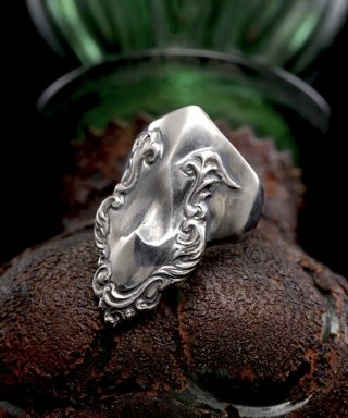 Ring | Silver | VANITAS | HEAT web store