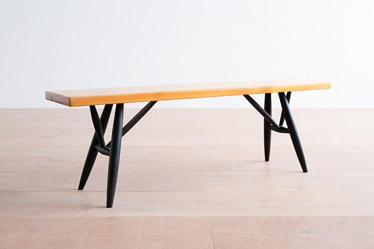 Ilmari Tapiovaara  ԥå ٥